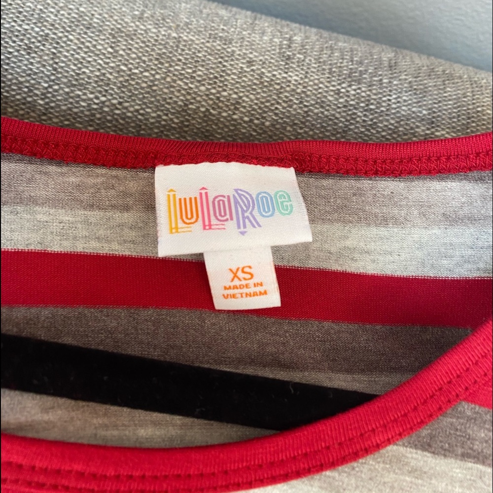 Lula Roe - Picture 3 of 4